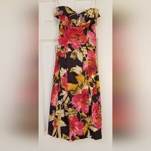 XS Karen Millen Fitted Strapless Sheath Red Peony Print Cocktail Dress